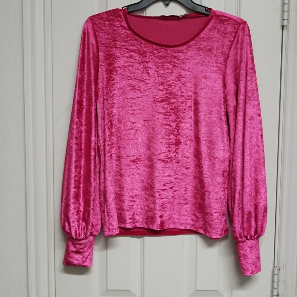 Stunning hot pink crushed velvet top